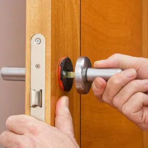 Father Son Locksmith Store Detroit, MI 313-447-1550 - broken-key-extraction